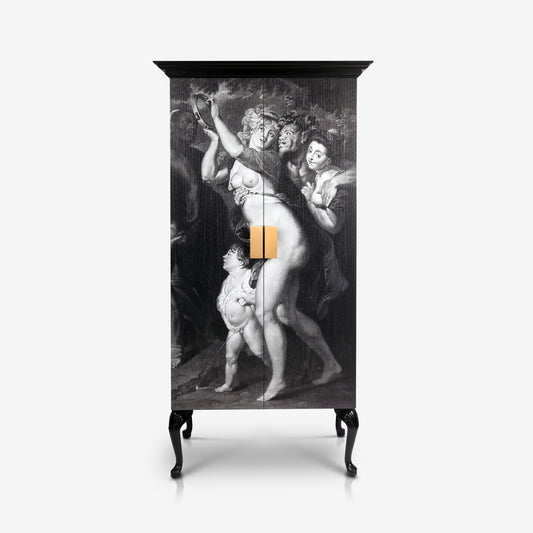 SILENUS WARDROBE